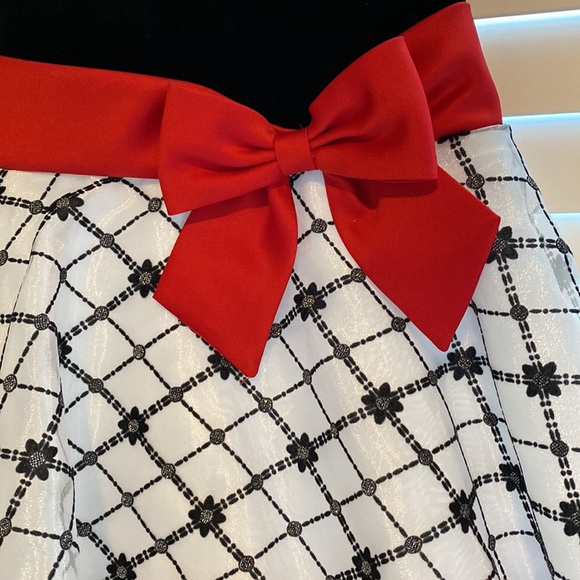 All Occasion beautiful Dress Girls SZ 6x - Picture 5 of 7